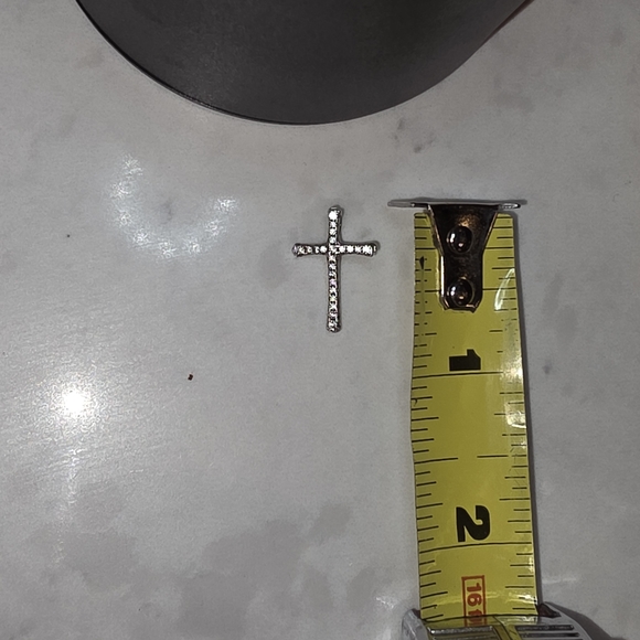Jewelry - Silver Cross Pendant